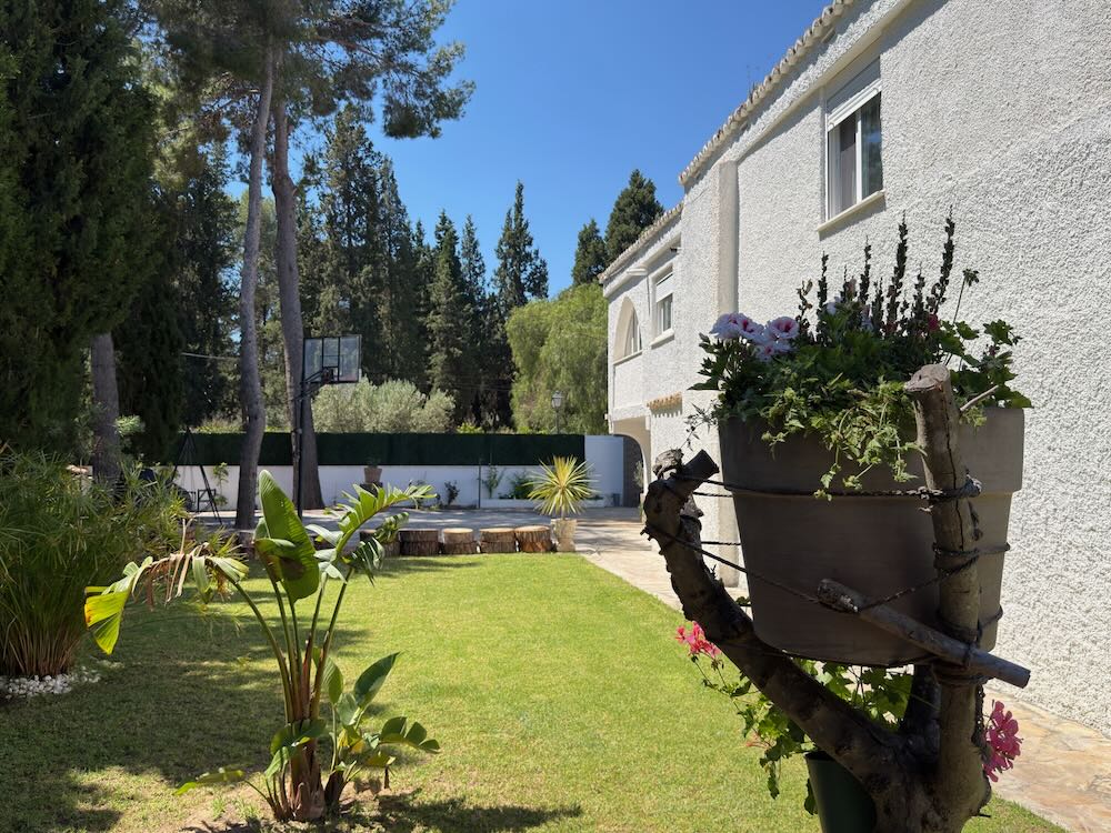 Property 2504 - Image 19